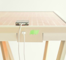 新能源家具设计-太阳能充电书桌