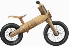 专为儿童设计的环保竹子自行车
