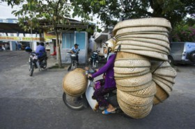能载万物的越南摩托车