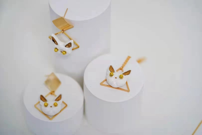 陶瓷猫咪耳环