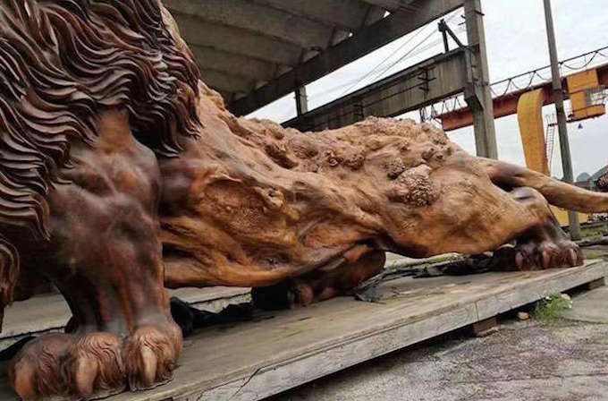 赵本山花1800万买的木雕狮子并不是最牛的！盘点全球八大巨型木雕