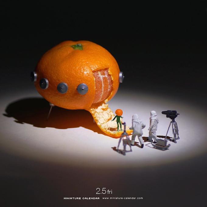 2.5 fri %22Alien%22 . 未完の宇宙船 . #ミカンせいじん #このあとおいしくいただきました #Orange #Spacecraft.jpg