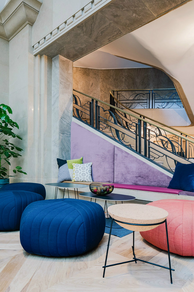 WeWork-la-fayette-paris-tresors-quotidiens-sam-baron-designboom-09.jpg