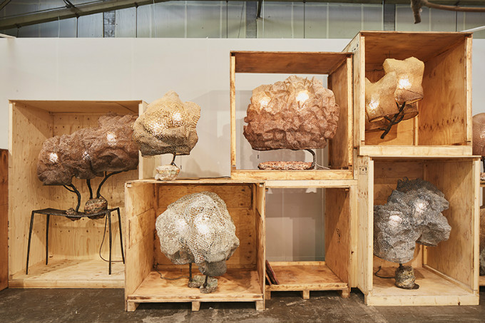 nacho-carbonell-armory-show-carpenters-workshop-gallery-designboom-10.jpg