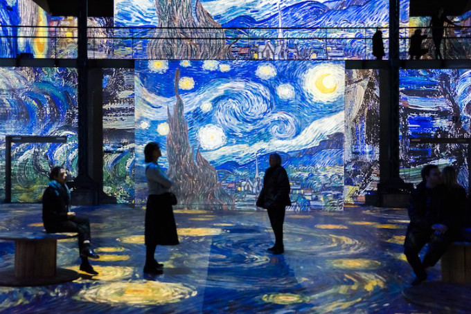 van-gogh-art-atelier-des-lumieres-3.jpg