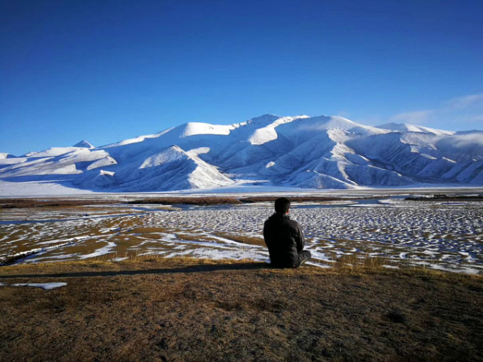 他用21天从兰州徒步到新疆，此去归来仍是少年
