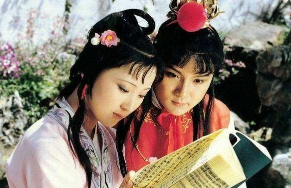 古妆大师杨树云：中国人还普遍没用过眼影膏的时代，《红楼梦》的妆效是怎么完成的？