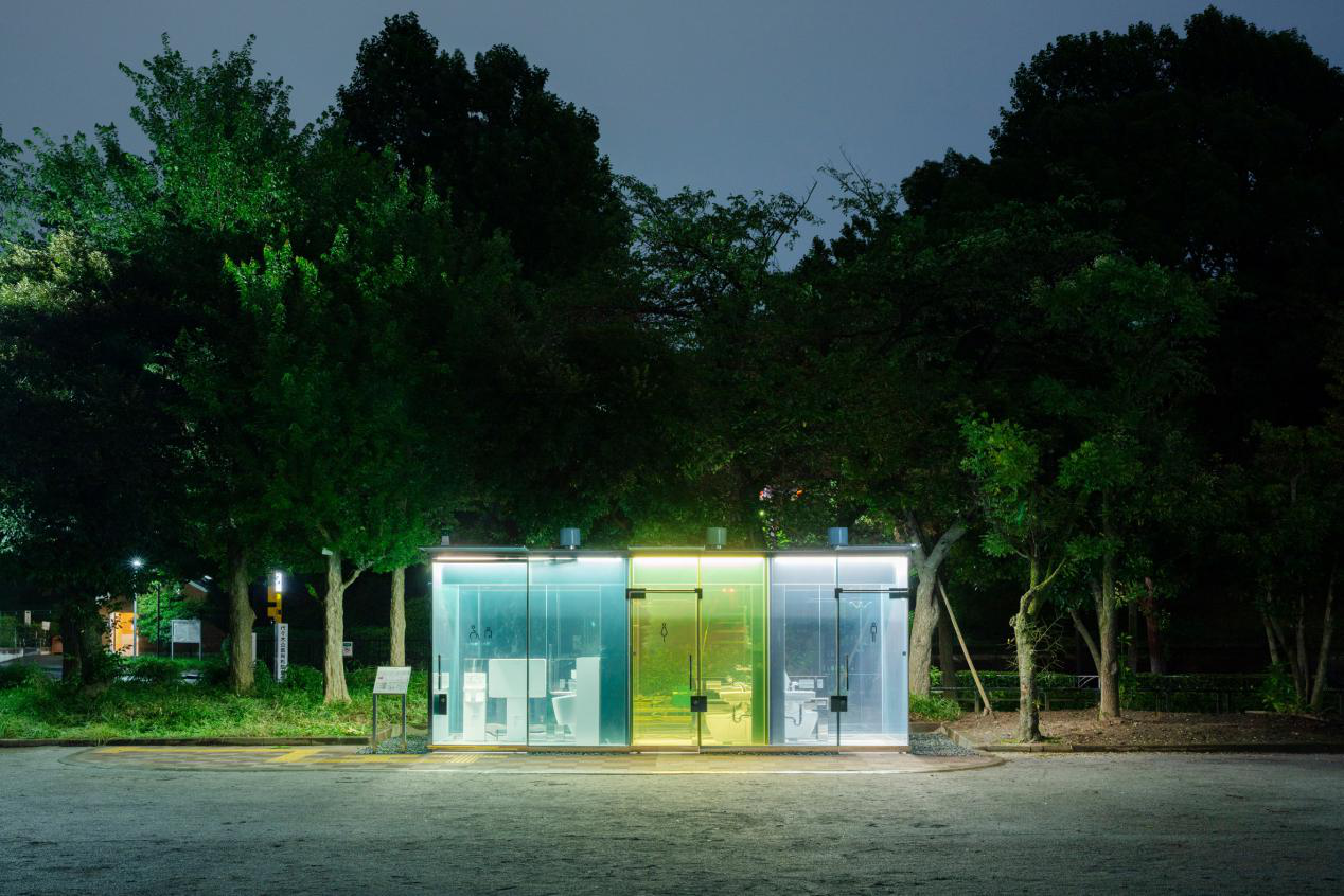日本建筑师打造透明厕所！网友：万一故障怎么办？